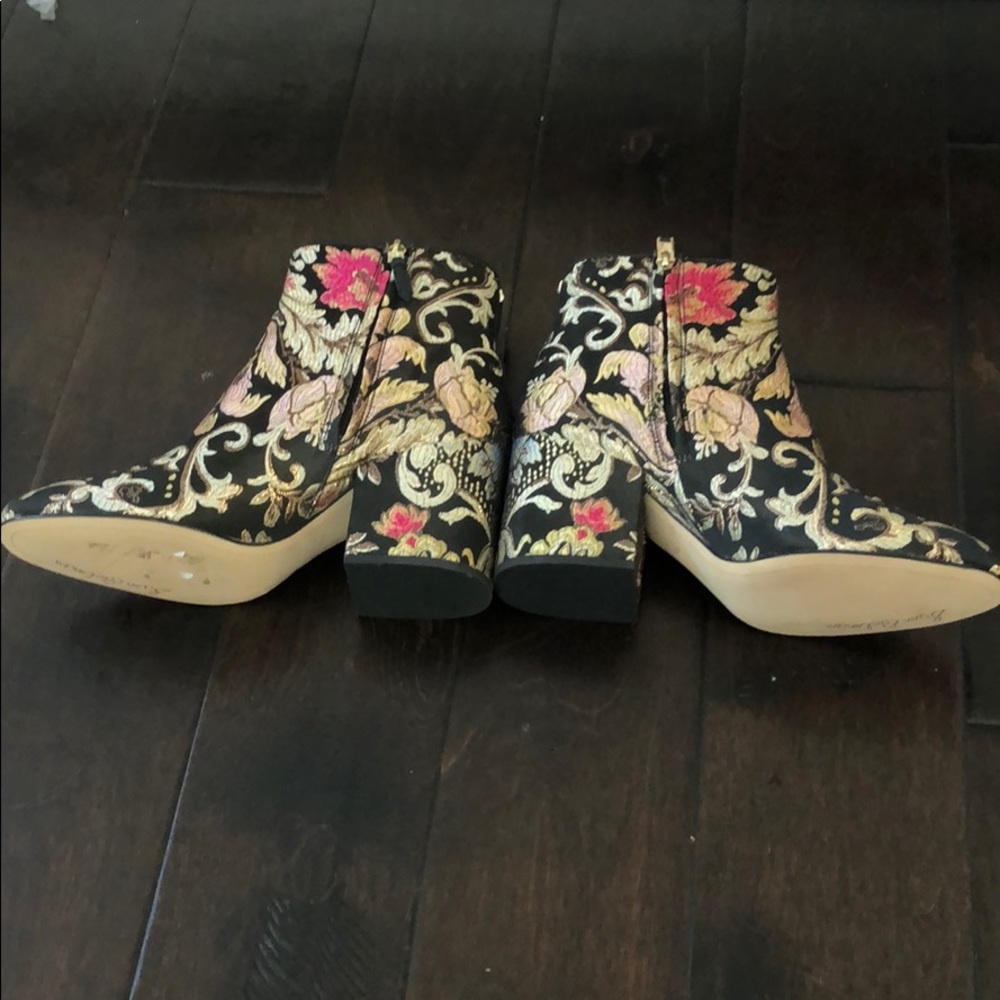 Sam Edelman metallic embroidered boots NWOT